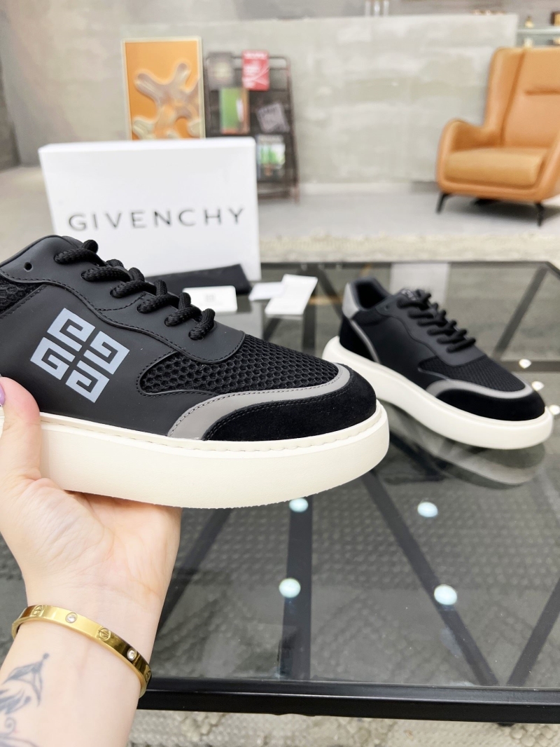 Givenchy Sneakers